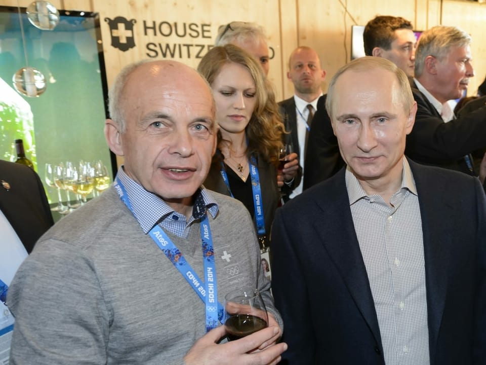 Ueli Maurer (links) und Wladimir Putin (rechts)
