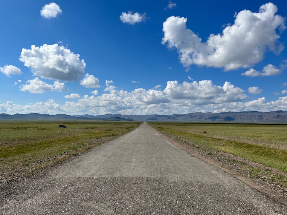 Die schier endlose Steppe in Kasachastan.