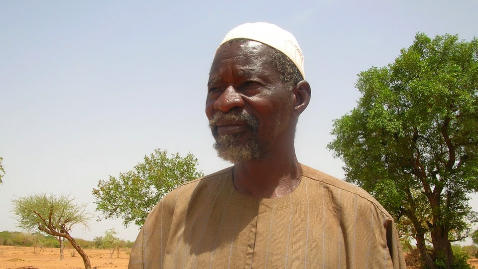 Yacouba Sawadogo aus dem Dorf Gourga in Burkina Faso gilt als «Mann, der die Wüste gestoppt hat». Seine Techniken zur Landregeneration halfen vielen Bauern weiter. 