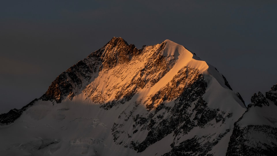 Sonnenaufgang am Piz Bernina