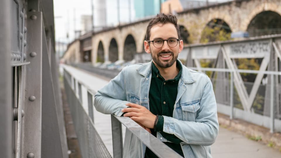 Thomas Hug ist Raum- und Verkehrsplaner in Zürich.