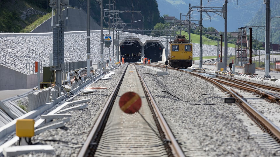 Schweiz - Gotthard-Basistunnel: Eine bewegte Geschichte ...