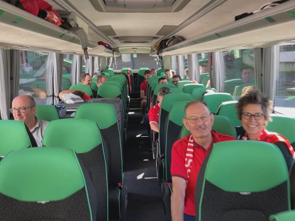 Schweizer Fans im Reisecar
