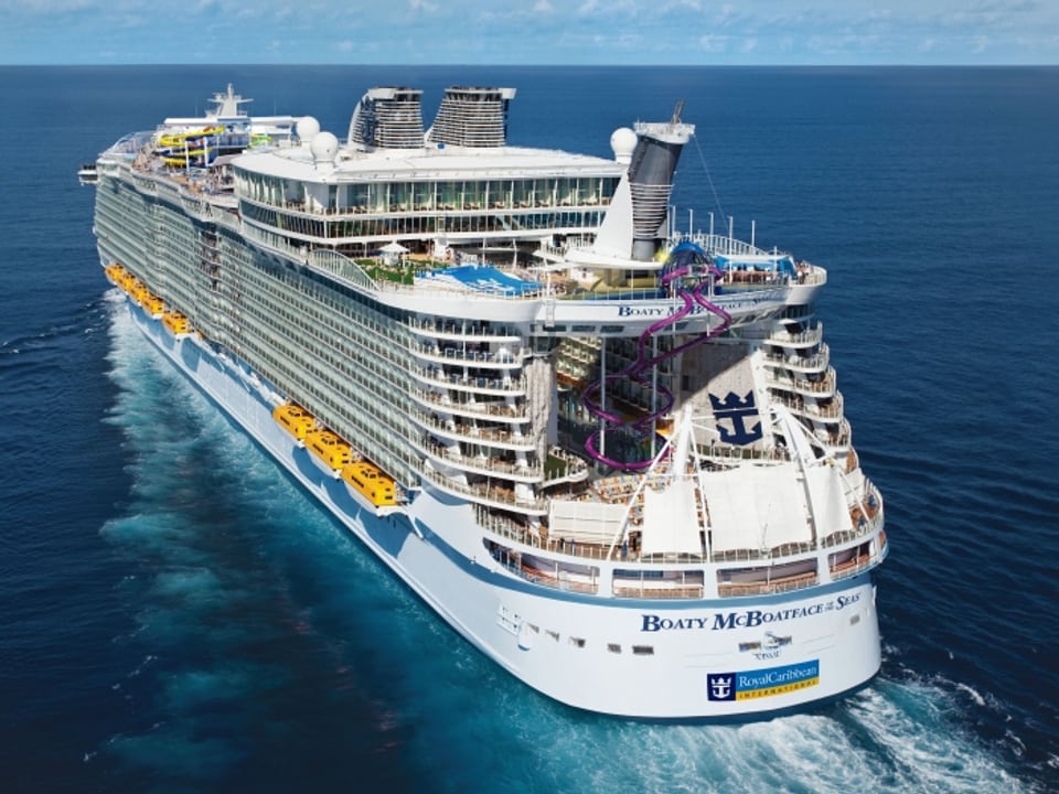 «Harmony of the Seas» - Heckansicht.