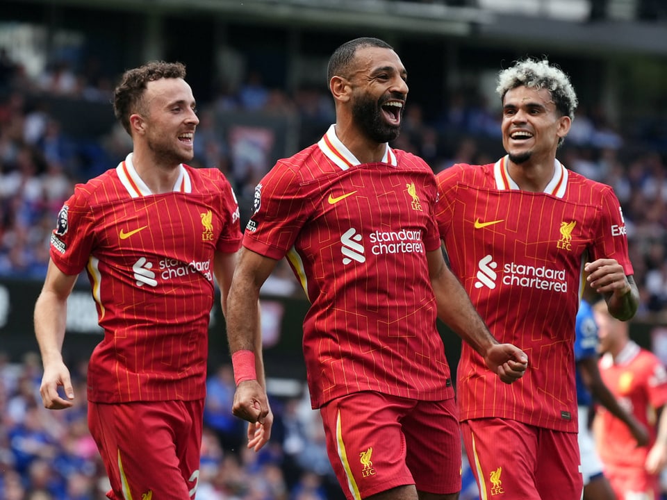 Mohamed Salah celebrated Treffer with Diogo Jota and Luis Diaz.