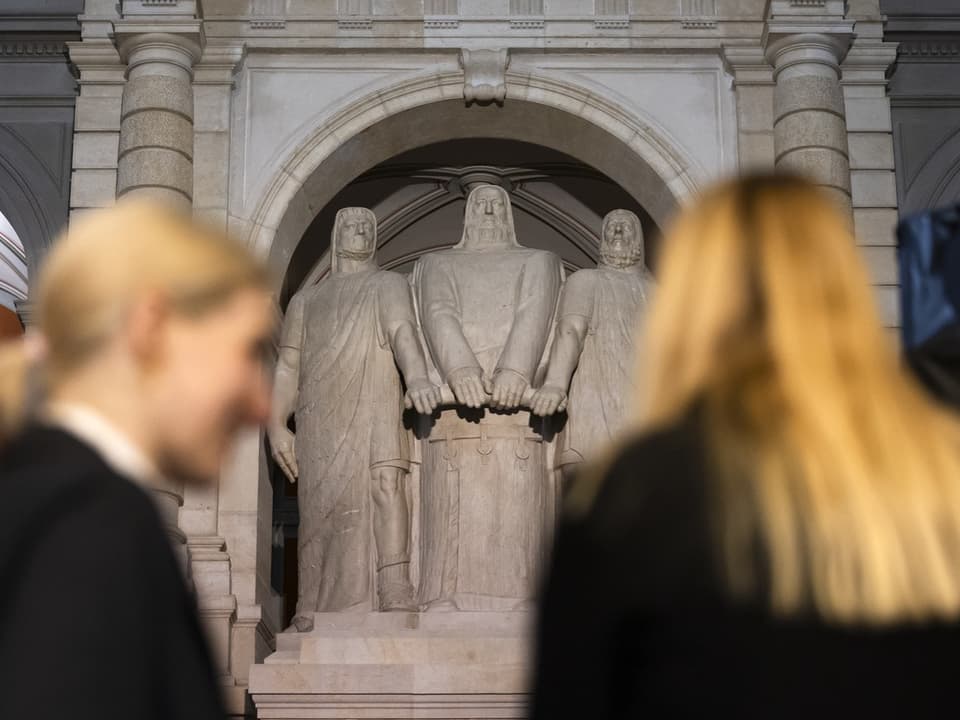 Drei Eidgenossen im Bundeshaus