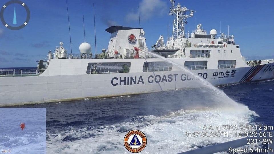 Bild der philippinischen Küstenwache zeigt Angriff mit Wasserwerfer