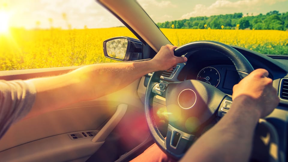 Archiv: Wie gut schützen Autoscheiben vor UV-Strahlung?