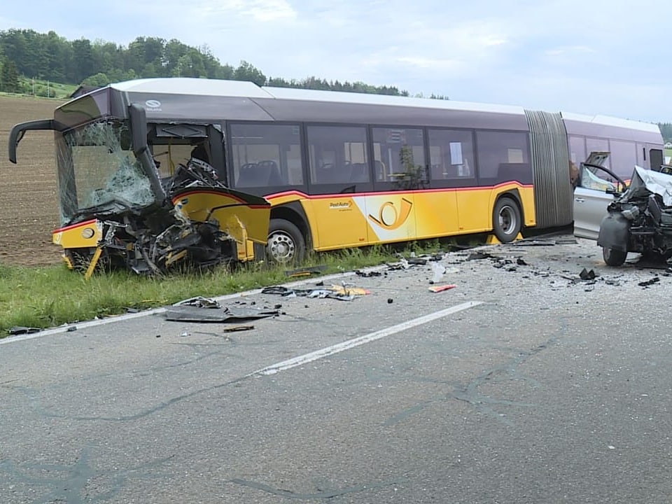 Unfall mit Postauto