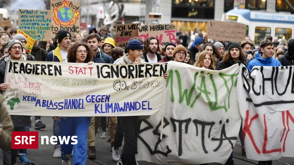 Geschwanzt Oder Gestreikt Klima Demo Statt Schulbank News Srf