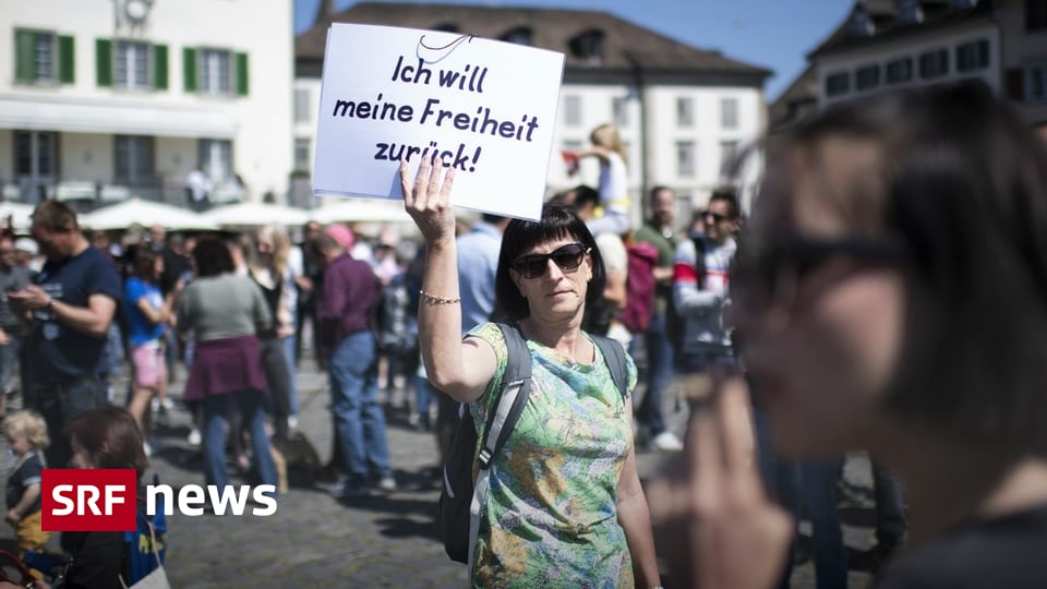 Demos Gegen Corona-Massnahmen - Werden Grundrechte In Der Schweiz Zu ...