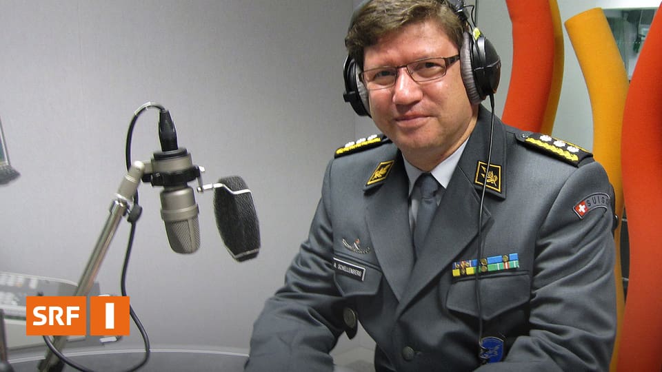 Radio SRF 1 Die KorpskommandantenUniform kurz erklärt